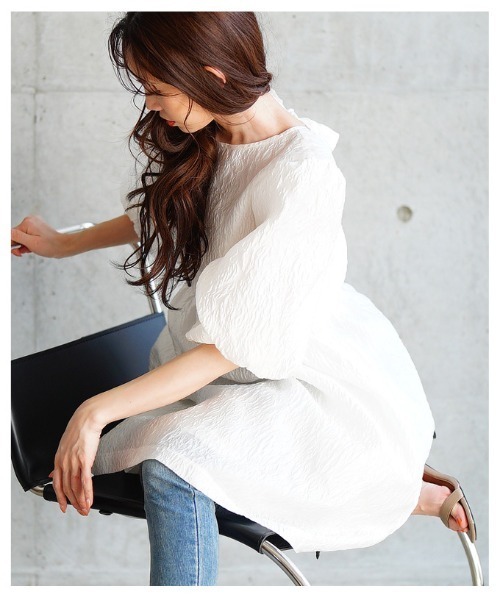 Sawa a la mode(サワアラモード)の「バックリボンパフスリーブジャガードワンピース(ワンピース・レディース・ホワイト/ブラック・FREE)」の13枚目の写真