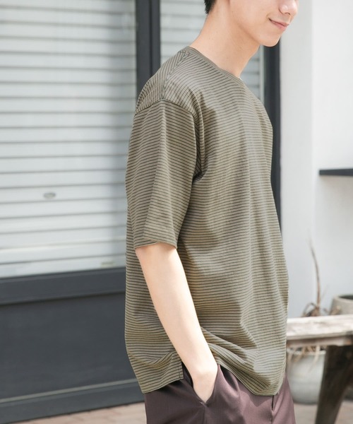 FORK&SPOON(フォークアンドスプーン)の「FORK&SPOON マルチカラーボーダーTシャツ(Tシャツ/カットソー・メンズ・グリーン/ブラック/ネイビー・4/5)」の3枚目の写真