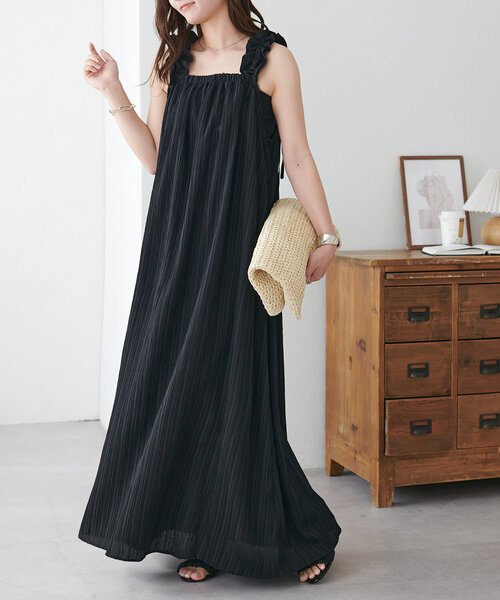 セール】【後ろ姿まで抜かりなく♪】ギャザーノースリワンピース《WEB