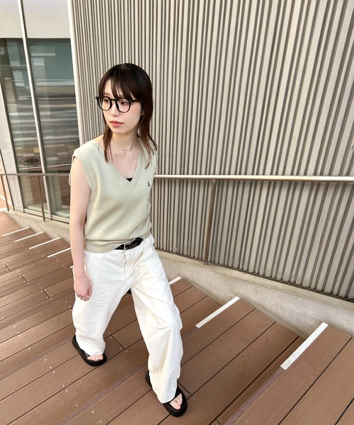 ABYS(アビス)の「ワンポイント刺繍ニットベスト(ベスト・レディース・グレー/ネイビー/ベージュ・FREE)」の16枚目の写真