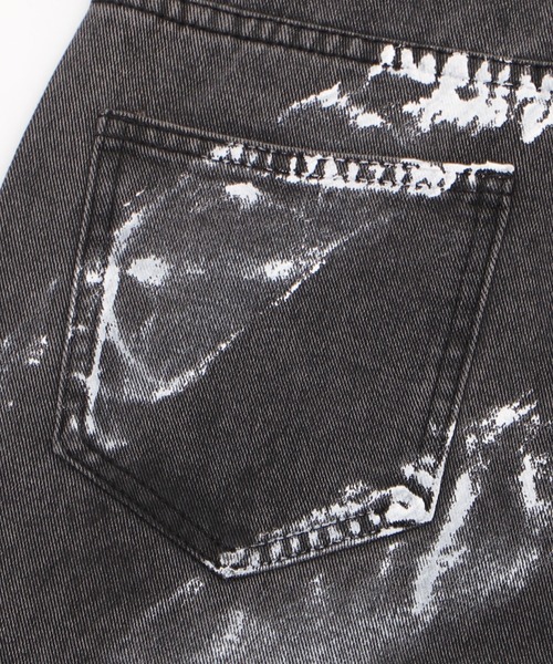 Figments(フィグメンツ)の「ペイントグレーデニム(デニムパンツ・レディース・ブラック・SMALL/MEDIUM/LARGE)」の2枚目の写真