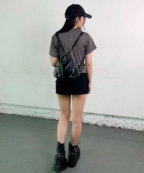 lilful(リルフル)の「ベルトジップデザイン 2WAYショルダーバッグ リュック(ショルダーバッグ・レディース・ブラック/ホワイト・F)」の20枚目の写真