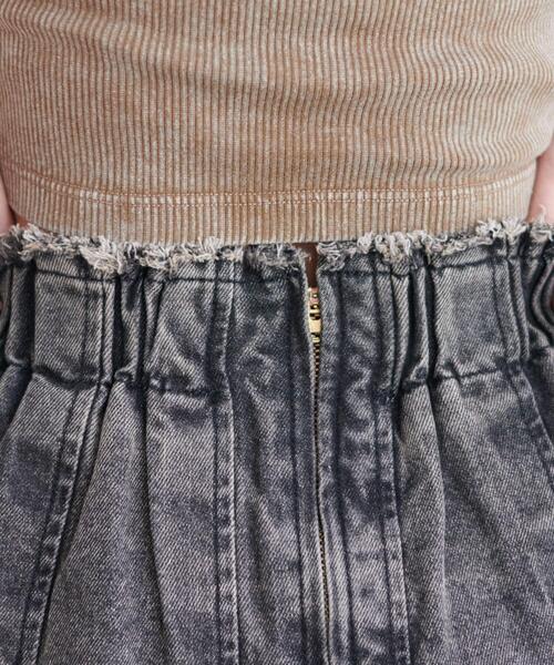 WEGO（ウィゴー）の「WEGO/【25年春夏新作】ヴィンテージウォッシュデニムプリーツスカパン（デニムスカート・レディース・スカイブルー/ブラック系その他・FREE）」の5枚目の写真