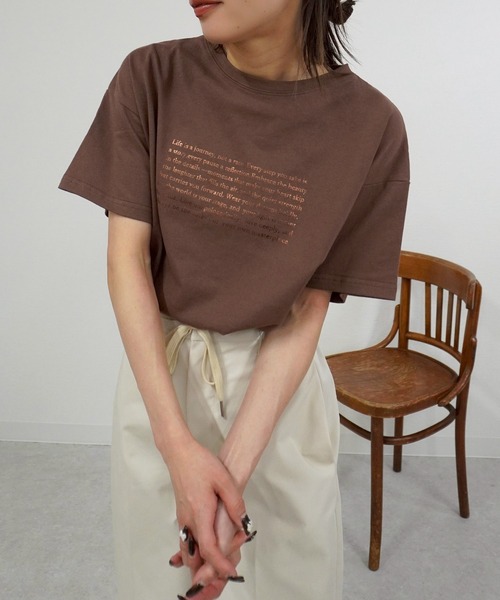 新品未使用♡リンカブル LINKABLE フレアタグTシャツ ホワイト×オレンジ セール】箔プリントロゴTシャツ（Tシャツ/カットソー）｜gossara