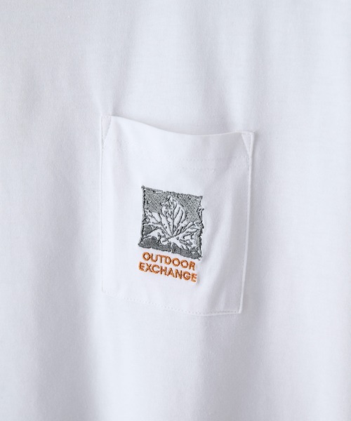 OUTDOOR EXCHANGE(アウトドアエクスチェンジ)の「【OUTDOOR EXCHANGE/アウトドアエクスチェンジ】×【ZERO STAIN/ゼロステイン】コラボ モックネック ポケット付 Tシャツ(Tシャツ/カットソー・メンズ・オフホワイト/ホワイト・LARGE/MEDIUM)」の3枚目の写真
