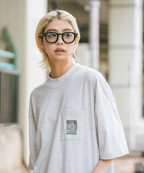 OUTDOOR EXCHANGE(アウトドアエクスチェンジ)の「【OUTDOOR EXCHANGE/アウトドアエクスチェンジ】×【ZERO STAIN/ゼロステイン】コラボ モックネック ポケット付 Tシャツ(Tシャツ/カットソー・メンズ・オフホワイト/ホワイト・LARGE/MEDIUM)」の11枚目の写真