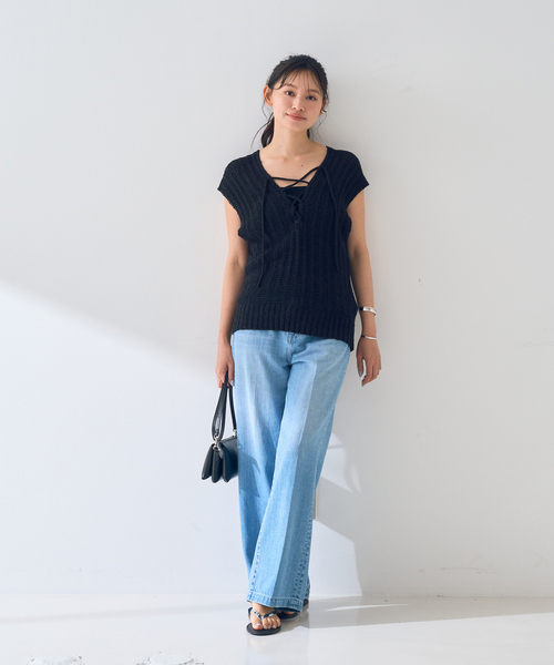 Rouge vif（ルージュヴィフ）の「麻混ニットレースアップベスト（ベスト・レディース・アイボリー/ブラック・フリー）」の20枚目の写真