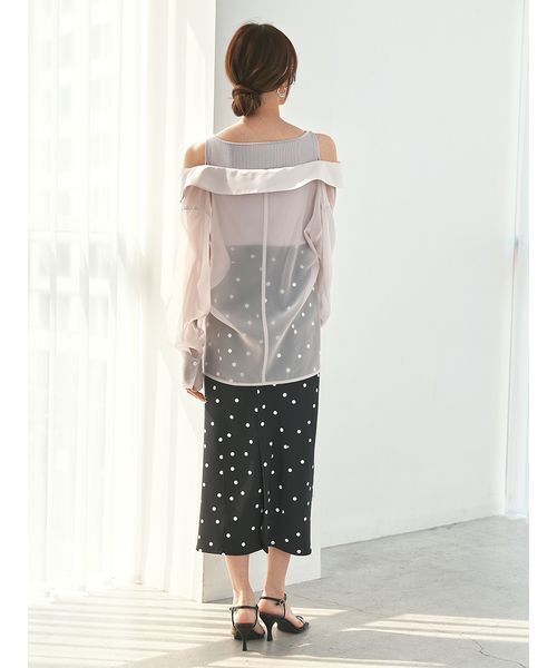 SNIDEL(スナイデル)の「Sustainableシアーシャツニットセット(シャツ/ブラウス・レディース・アイボリー/ラベンダー/ネイビー・FREE)」の16枚目の写真
