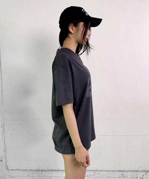 SHEPP(シープ)の「abcプリントBIGT 半袖Tシャツ オーバーサイズ(Tシャツ/カットソー・レディース・ホワイト/チャコールグレー/ブラック・XL)」の11枚目の写真