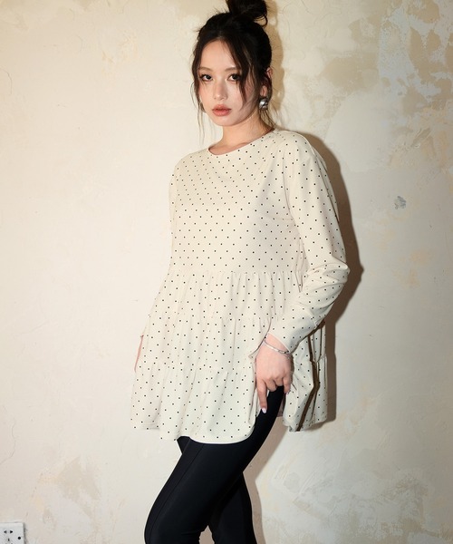 OSYAREVO（オシャレボ）の「水着 レディース 体型カバー ラッシュガード 紫外線カット率 99％以上 UPF50+ uvカット フィットネス 水陸両用 フレア ラッシュレギンス セットアップ（ラッシュガード・レディース・ホワイト系その他/ブラック系その他/ネイビー系/グレー/アイボリー/モカ・MEDIUM/LARGE/X-LARGE）」の11枚目の写真