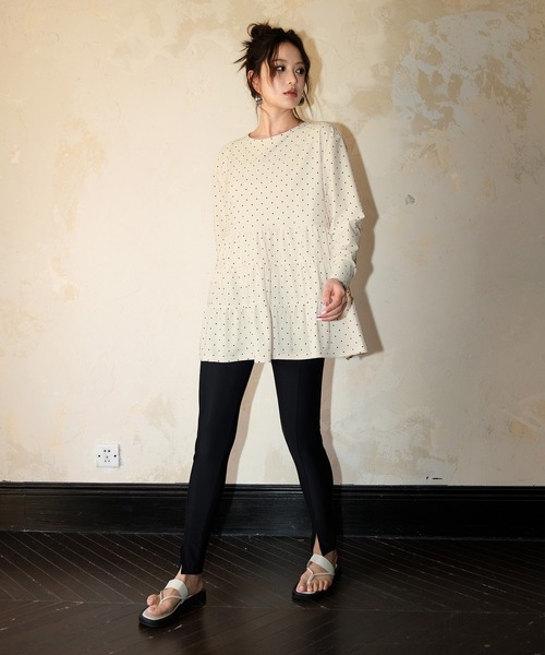 OSYAREVO（オシャレボ）の「水着 レディース 体型カバー ラッシュガード 紫外線カット率 99％以上 UPF50+ uvカット フィットネス 水陸両用 フレア ラッシュレギンス セットアップ（ラッシュガード・レディース・ホワイト系その他/ブラック系その他/ネイビー系/グレー/アイボリー/モカ・MEDIUM/LARGE/X-LARGE）」の14枚目の写真