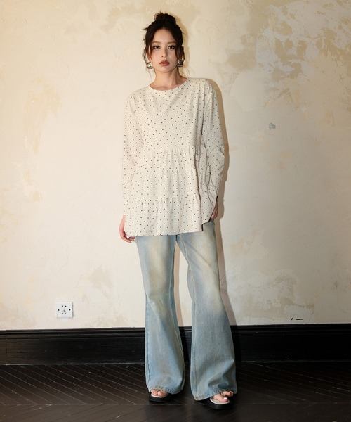 OSYAREVO（オシャレボ）の「水着 レディース 体型カバー ラッシュガード 紫外線カット率 99％以上 UPF50+ uvカット フィットネス 水陸両用 フレア ラッシュレギンス セットアップ（ラッシュガード・レディース・ホワイト系その他/ブラック系その他/ネイビー系/グレー/アイボリー/モカ・MEDIUM/LARGE/X-LARGE）」の16枚目の写真