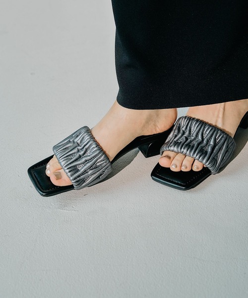 LEPSIM（レプシィム）の「ギャザーミュール　494441（サンダル・レディース・シルバー系その他/アイボリー・MEDIUM/LARGE）」の10枚目の写真