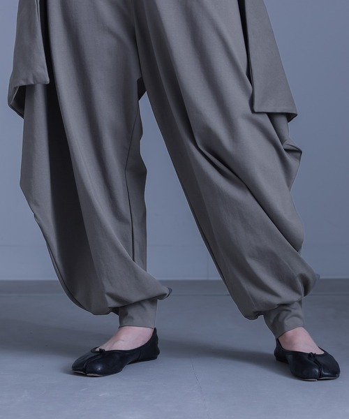 kOhAKU（コハク）の「【接触冷感】変形サルエルパンツ（その他パンツ