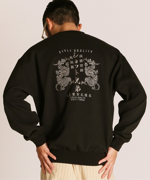 Schott(ショット)の「Schott/ショット/ADVERTISEMENT DRAGON CREW SWEAT/アドバタイズメント ドラゴン クルースウェット(スウェット・メンズ・ネイビー/ブルーグレー/ブラック・L/M/2XL/XL)」の4枚目の写真