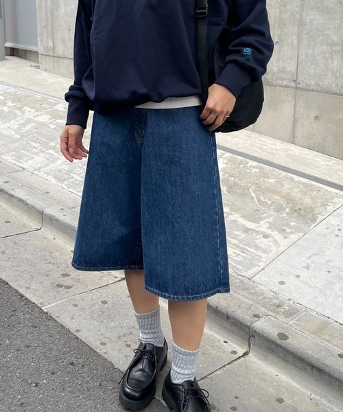 COLONY 2139(コロニートゥーワンスリーナイン)の「ハーフデニムパンツ(デニムパンツ・レディース・ネイビー/ブラック/ブルー・SMALL/MEDIUM/LARGE)」の1枚目の写真