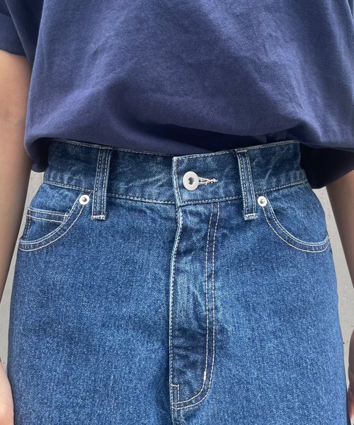 COLONY 2139(コロニートゥーワンスリーナイン)の「ハーフデニムパンツ(デニムパンツ・レディース・ネイビー/ブラック/ブルー・SMALL/MEDIUM/LARGE)」の8枚目の写真