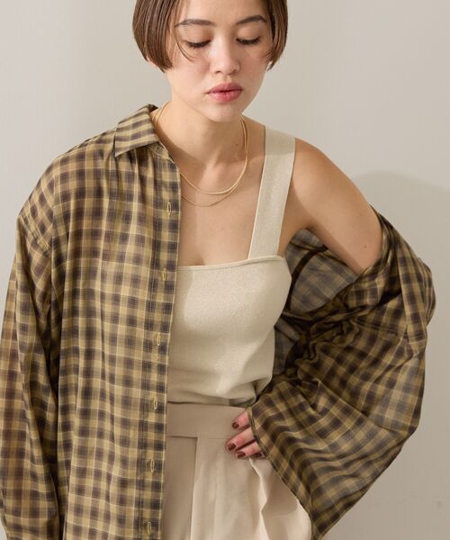 AMERICAN HOLIC（アメリカンホリック）の「ラメニットタンクトップ（タンクトップ・レディース・サックスブルー/ブラック/ブラウン/ライトベージュ・L/M）」の4枚目の写真