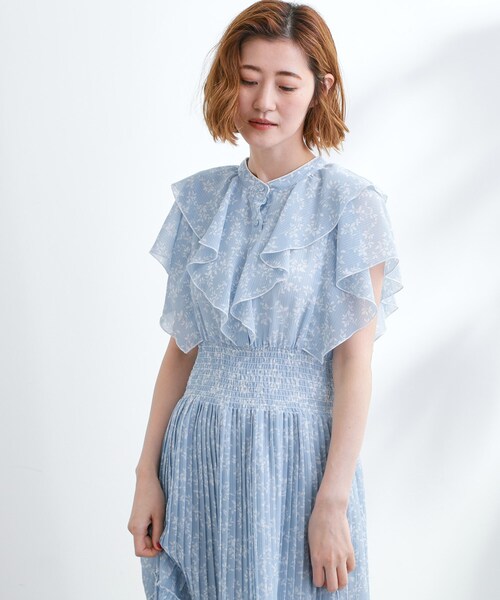 grove（グローブ）の「夏の主役シフォンプリントプリーツワンピース（ワンピース・レディース・ブラック系その他/ブラウン系その他2/サックスブルー系/ブラック系1・02/03/01/04/05）」の5枚目の写真