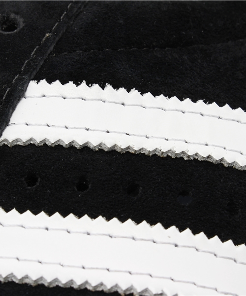 adidas（アディダス）の「adidas スニーカー（スニーカー・レディース・ブラック・25/25.5）」の3枚目の写真