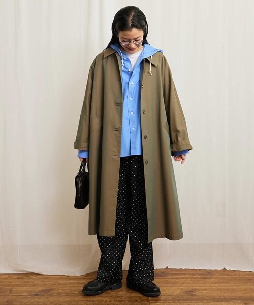fig London(フィグロンドン)の「Gabardine Phebe coat(ステンカラーコート・レディース・カーキ/ベージュ・FREE)」の4枚目の写真