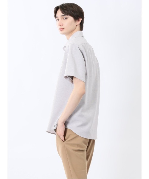 m.f.editorial（エムエフエディトリアル）の「【ウォッシャブル】m.f.エディトリアル メンズ TechLinen カッタウェイ 半袖シャツ（シャツ/ブラウス・メンズ・ライトグレー/ネイビー・MEDIUM/LARGE/X-LARGE）」の21枚目の写真