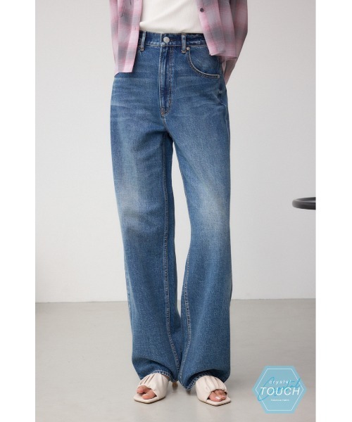 AZUL by moussy（アズールバイマウジー）の「C/T冷感イージーワイドデニム（デニムパンツ・レディース・ブルー/ダークブルー・SMALL/MEDIUM/LARGE）」の2枚目の写真