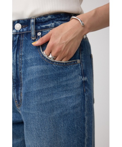 AZUL by moussy（アズールバイマウジー）の「C/T冷感イージーワイドデニム（デニムパンツ・レディース・ブルー/ダークブルー・SMALL/MEDIUM/LARGE）」の15枚目の写真