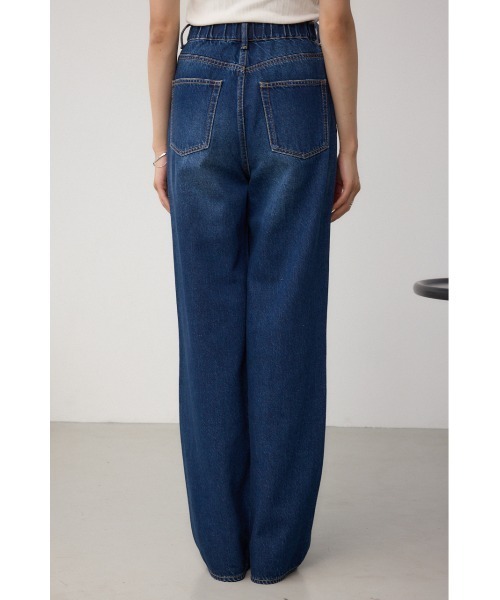 AZUL by moussy（アズールバイマウジー）の「C/T冷感イージーワイドデニム（デニムパンツ・レディース・ブルー/ダークブルー・SMALL/MEDIUM/LARGE）」の8枚目の写真