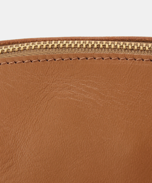 AP STUDIO（エーピーストゥディオ）の「【DAWN/ダン】DEERSKIN CLUTCH BAG（クラッチバッグ・レディース・キャメル・FREE）」の10枚目の写真