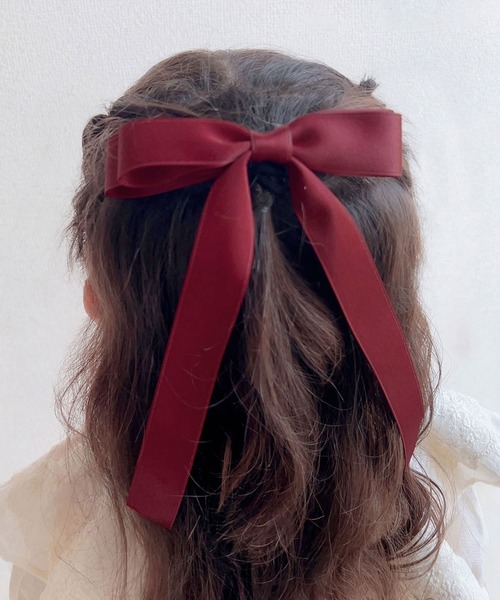 Rora(ローラ)の「マルテ リボンヘアゴム(ヘアゴム・キッズ・ピンク/ボルドー/ホワイト/ブラック/ベージュ/ブラウン・FREE)」の1枚目の写真