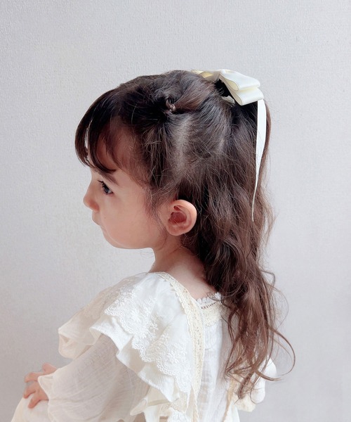 Rora(ローラ)の「マルテ リボンヘアゴム(ヘアゴム・キッズ・ピンク/ボルドー/ホワイト/ブラック/ベージュ/ブラウン・FREE)」の7枚目の写真