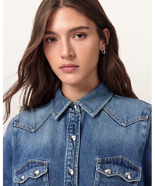 ALLSAINTS(オールセインツ)の「ROCK DENIM MINI DRESS | ROCK デニム ミニ ドレス・ワンピース(シャツワンピース・レディース・インディゴブルー・10/6/4/8)」の2枚目の写真