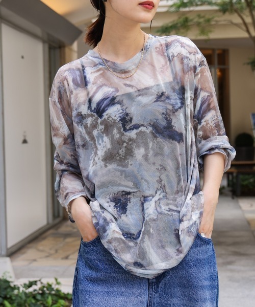 Bou Jeloud(ブージュルード)の「ニュアンス柄シアーインナー(Tシャツ/カットソー・レディース・カーキ/ブルー/ブラック・FREE)」の4枚目の写真