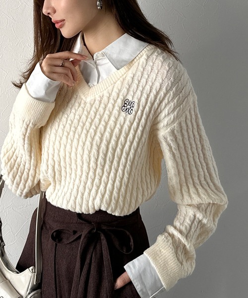 mily bilet(ミウィビレット)の「【mily bilet】一枚着るだけで、重ね着風。シャツレイヤード風ロゴ刺繍リブニットプルオーバー(長袖)(ニット/セーター・レディース・アイボリー/ブラウン/ネイビー/チャコールグレー・LARGE/MEDIUM/SMALL/X-LARGE)」の20枚目の写真