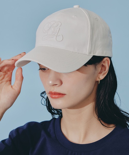 REDYAZEL（レディアゼル）の「オリジナルロゴ刺繍キャップ（キャスケット・レディース・ブラック/ホワイト/ブラウン・FREE）」の6枚目の写真