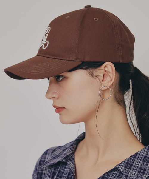 REDYAZEL（レディアゼル）の「オリジナルロゴ刺繍キャップ（キャスケット・レディース・ブラック/ホワイト/ブラウン・FREE）」の12枚目の写真