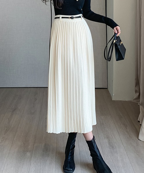 Lace Ladies（レースレディース）の「ベルト付き ニット プリーツ ロング スカート（スカート・レディース・ブラック/アイボリー/グレイッシュベージュ/グレー・FREE）」の2枚目の写真