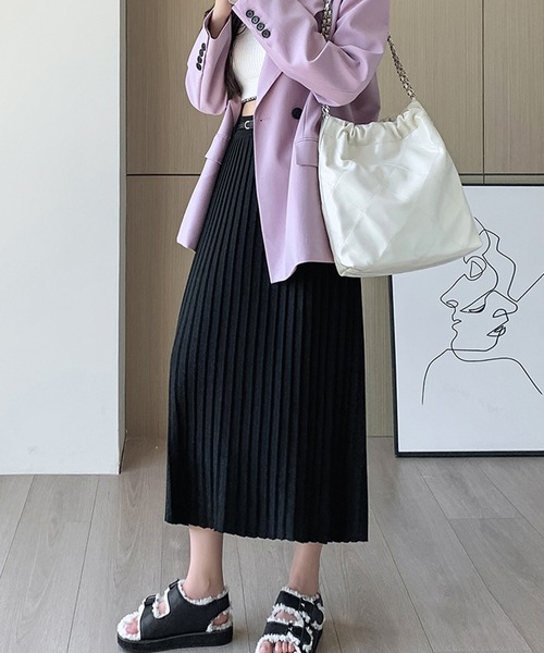 Lace Ladies（レースレディース）の「ベルト付き ニット プリーツ ロング スカート（スカート・レディース・ブラック/アイボリー/グレイッシュベージュ/グレー・FREE）」の5枚目の写真