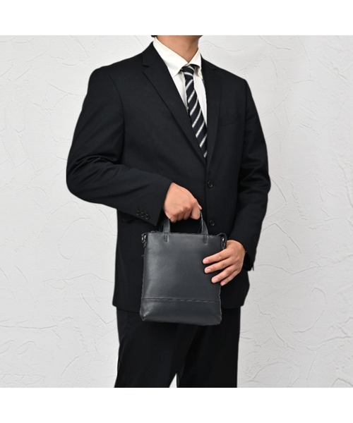 JOYA(ジョヤ)の「本革 2way 縦型サコッシュ ショルダーバッグ(ショルダーバッグ・メンズ・ブラック/チョコ/ネイビー/キャメル・FREE)」の13枚目の写真