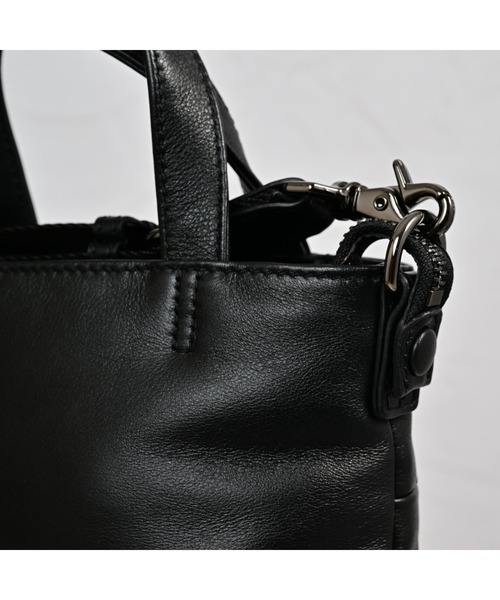 JOYA(ジョヤ)の「本革 2way 縦型サコッシュ ショルダーバッグ(ショルダーバッグ・メンズ・ブラック/チョコ/ネイビー/キャメル・FREE)」の19枚目の写真