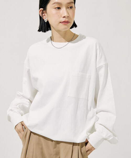 ホワイト 長袖カットソー フロントポケット付き AZUL BY MOUSSY | スリーブポケット長袖トップス (Tシャツ・カットソー