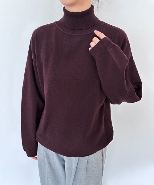 ONEP STAR(ワンピスター)の「カシミヤタッチタートルネックニット(ニット/セーター・レディース・グレー/オフホワイト/ブルー/レモンイエロー/ブラック/ホワイト×ブラック/グレイッシュベージュ/ダークブラウン/ブラウン/ピンク/グリーン/ワインレッド/ベージュ/パープル/オレンジ/ミント/モカ/オートミール/ダークブルー/チョコ/テラコッタ・FREE)」の9枚目の写真