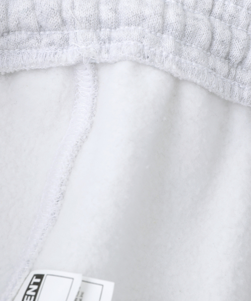 WISM(ウィズム)の「BASEMENT GEAR / ベースメントギア 15oz Garment Dye Sweat Pan(スウェットパンツ・メンズ・ブラック/ライトグレー・MEDIUM/LARGE/X-LARGE)」の9枚目の写真