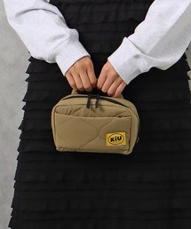 KiU（キウ）の「KiUパデッドポーチL（ポーチ）」