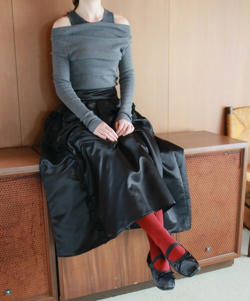 mic by Olu.（ミックバイオルドット）の「サテンタックスカート[セットアップ可能]（スカート・レディース・ブラック/ホワイト/ブラウン・SMALL/MEDIUM）」の9枚目の写真