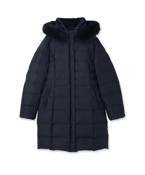 INDIVI（インディヴィ）の「【名品／撥水／抗菌防臭】ロング丈リサイクルダウンコート（ダウンジャケット/コート・レディース・ベージュ/ネイビー/アイボリー/ブラック・03/05/07/12/13/15 /17/19/36/38/40）」の8枚目の写真