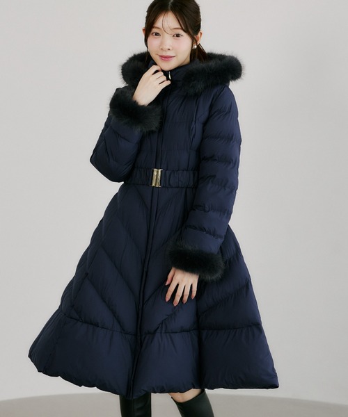 tocco closet(トッコ クローゼット)の「取り外し可能なファー&ベルト付きフィット&フレアキルティングコート(その他アウター・レディース・ブラック/アイボリー/バーガンディー/ベージュ/ネイビー・M)」の5枚目の写真