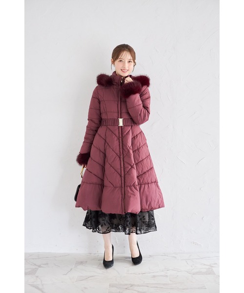 tocco closet(トッコ クローゼット)の「取り外し可能なファー&ベルト付きフィット&フレアキルティングコート(その他アウター・レディース・ブラック/アイボリー/バーガンディー/ベージュ・M)」の9枚目の写真