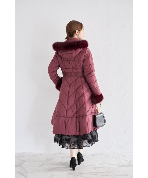 tocco closet(トッコ クローゼット)の「取り外し可能なファー&ベルト付きフィット&フレアキルティングコート(その他アウター・レディース・ブラック/アイボリー/バーガンディー/ベージュ・M)」の13枚目の写真